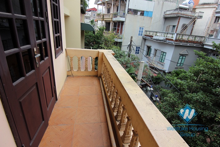 Beautiful Vietnamese style house for rent 